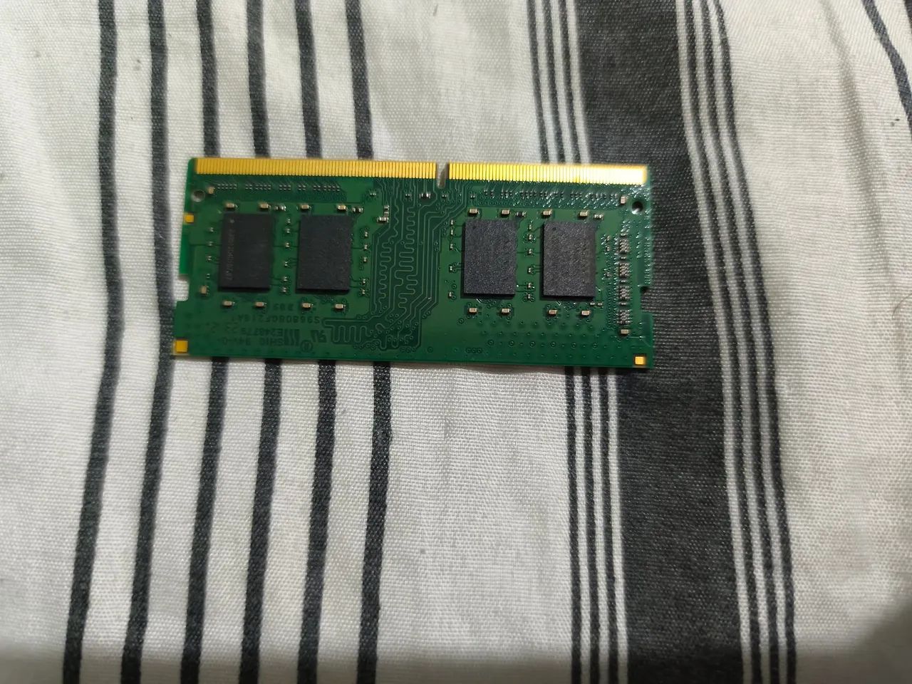 Memória RAM ADATA 8GB 3200Mhz DDR4 - Foto 2
