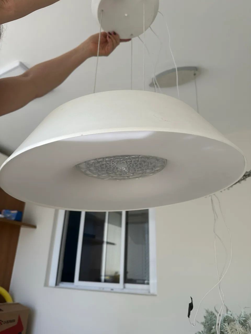 Luminária pendente redonda 