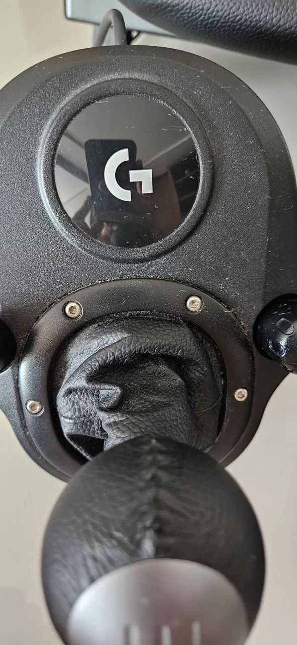 Volante Logitech G920 + câmbio - Foto 3