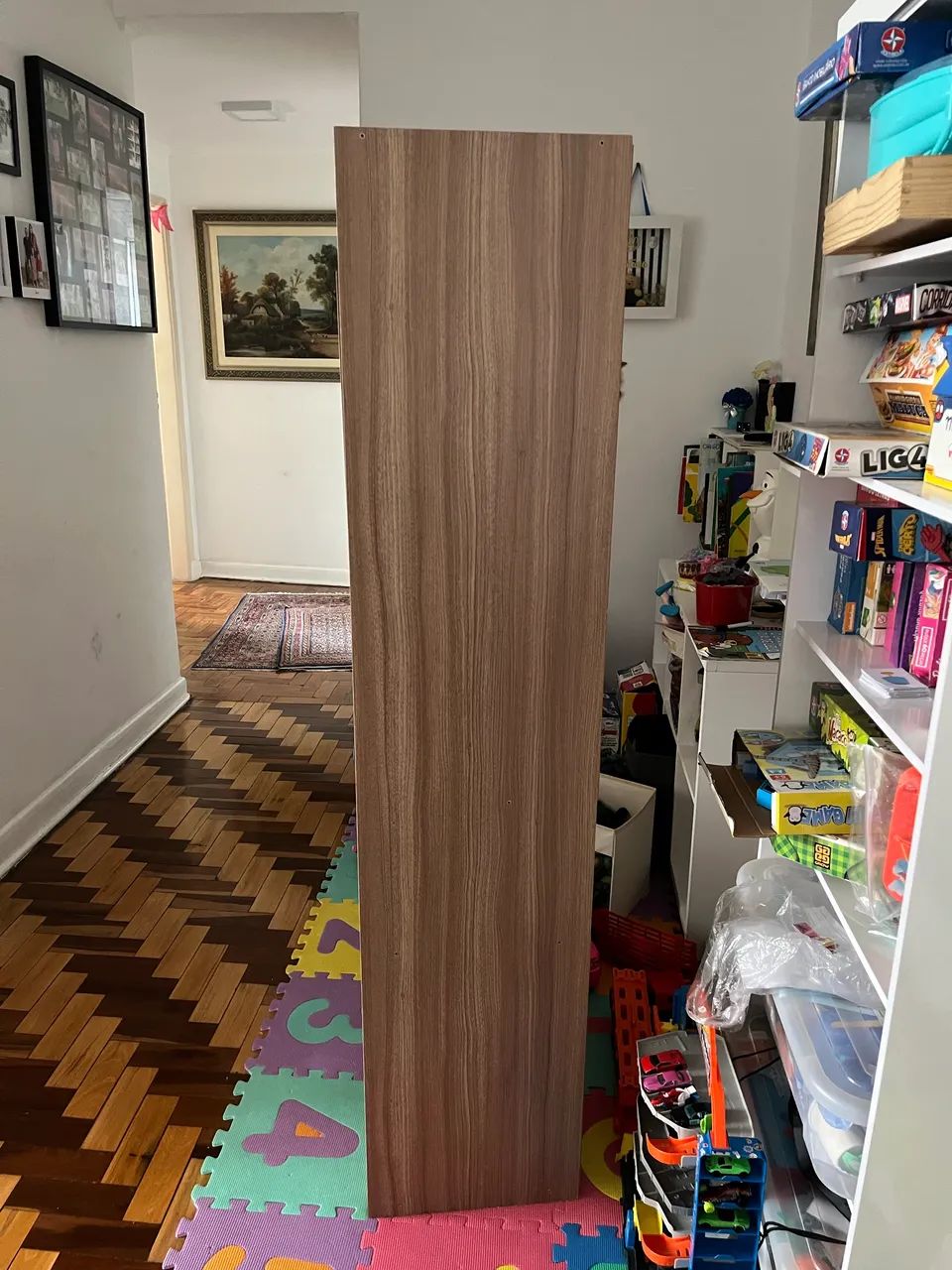 Armário multiuso com mesa embutida65704321246081123
