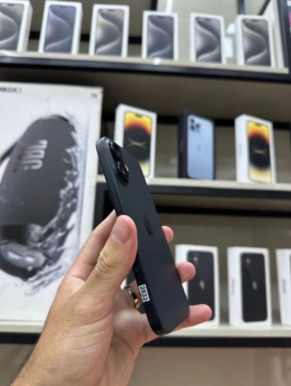 IPHONE 16 128 GB SEMI NOVOS PRETO COM GARANTIA - Foto 3