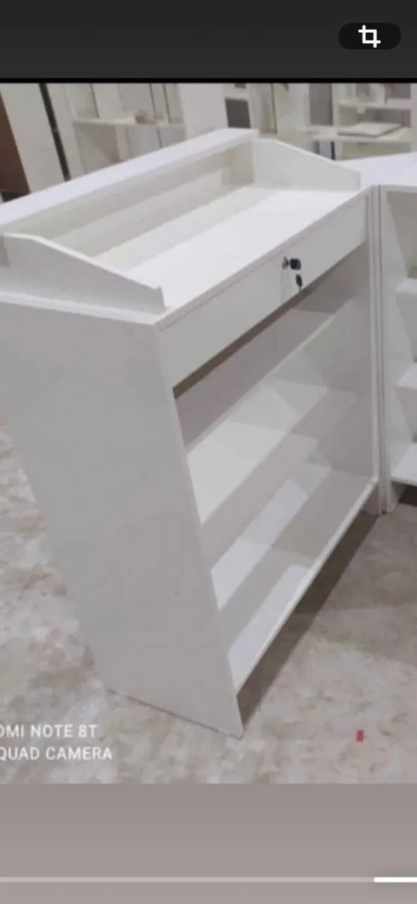 Vendo balcão recepção e vitrine - Foto 2