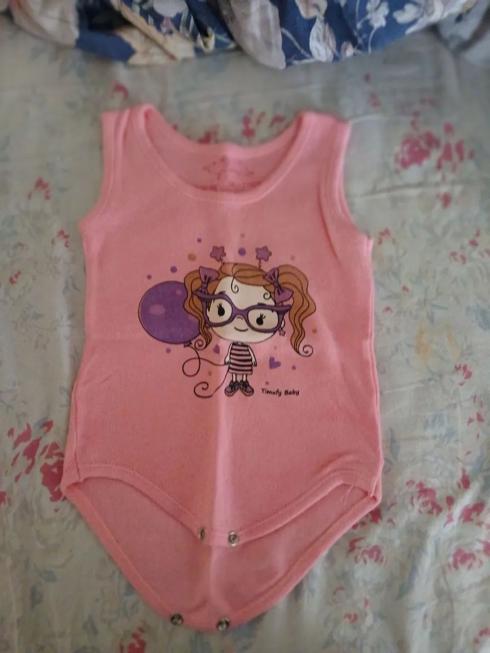 Vendo bory tamanho M usada uma vez cada e uma sandália usada uma vez - Foto 3