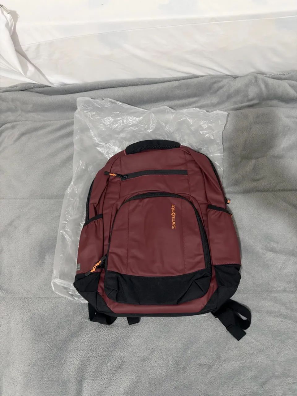 Mochila Samsonite Bordô - Nunca usada  - Foto 3