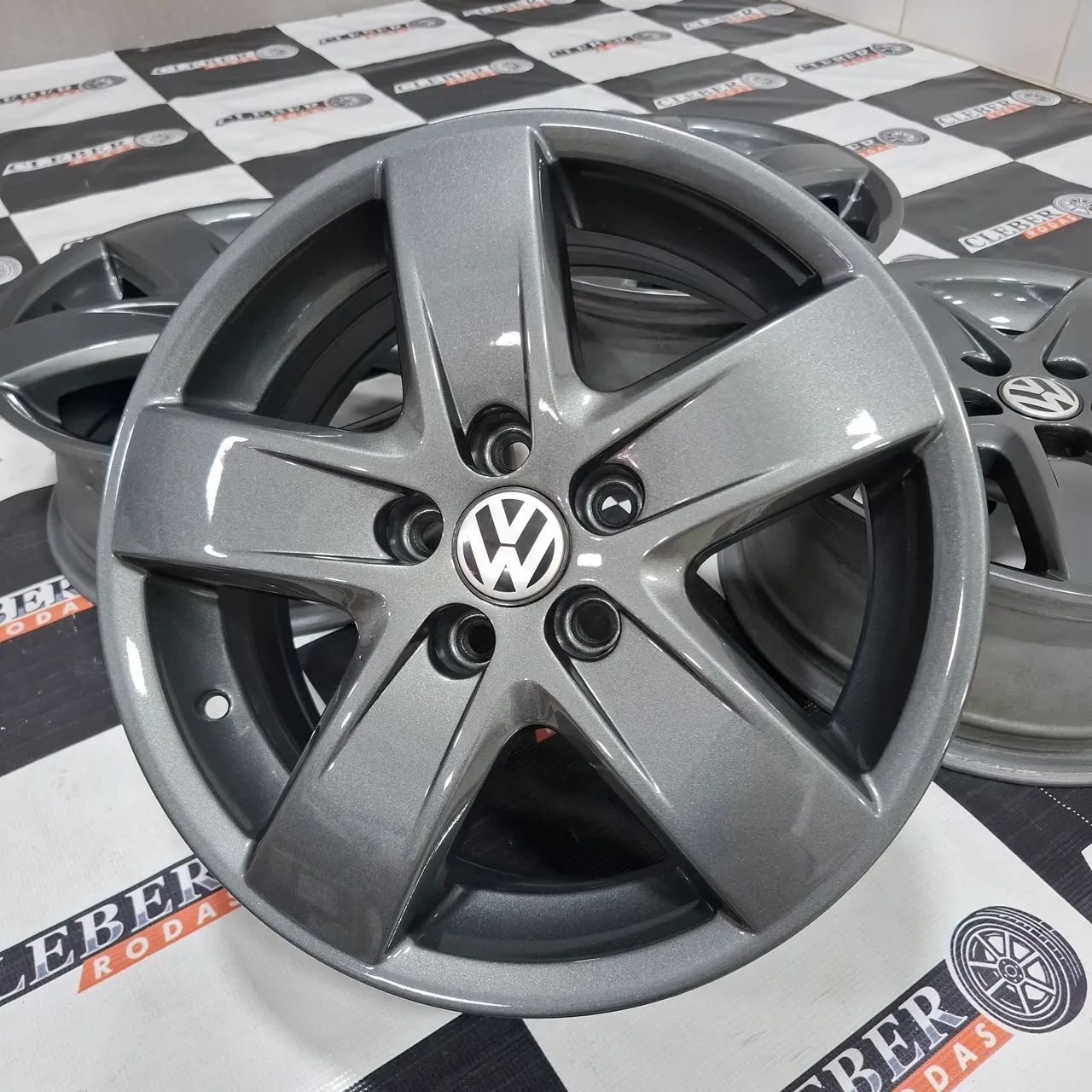 キムウジン　ポラロイド Rodas 15 vw Golf,Bora,Polo,Fox 5x100 Original vw<br> - Peças para
