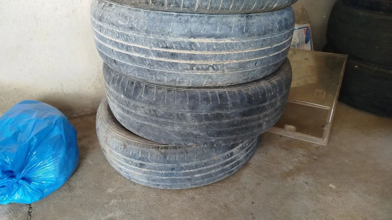 Pneus 15, 13 - Foto 2