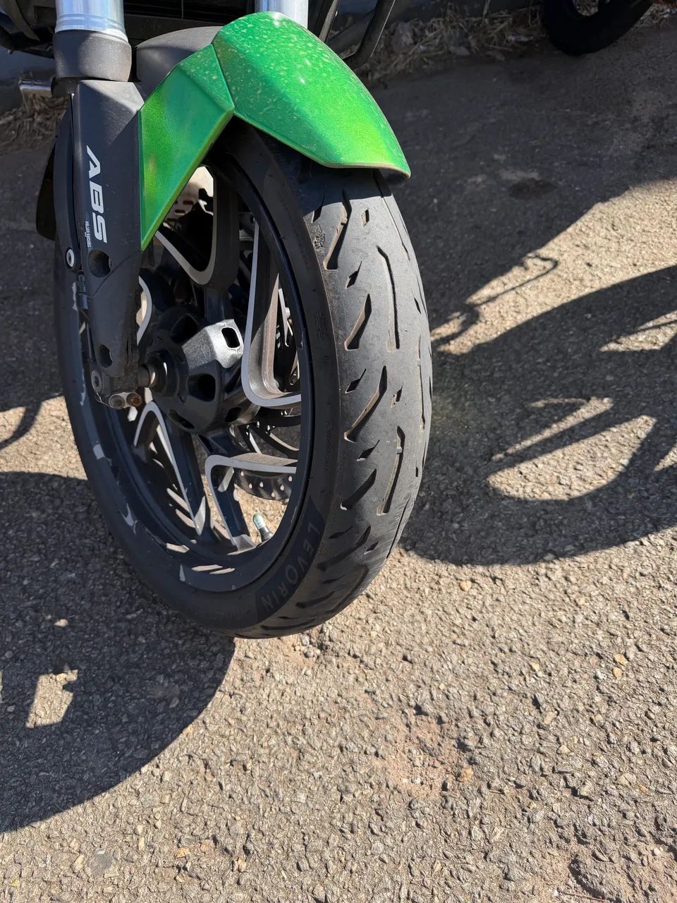 Bajaj dominar 400 - Foto 2