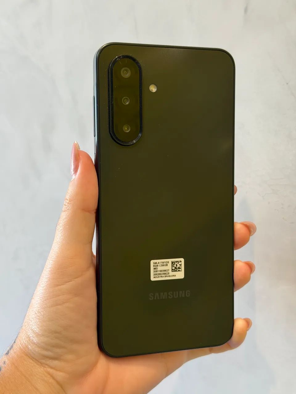 Vendo Samsung A17  - Foto 3