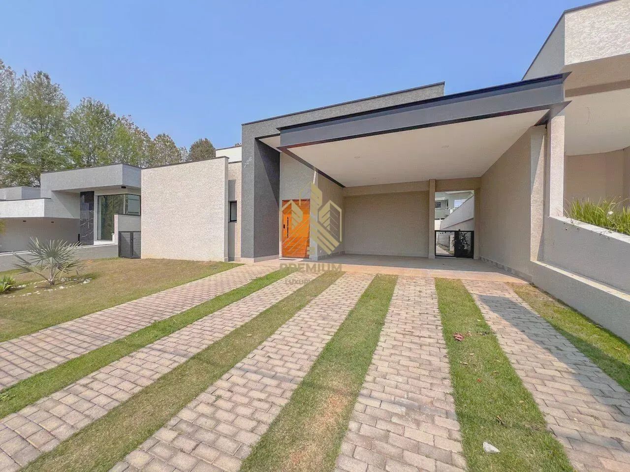 Casa Térrea para aluguel com 277 metros quadrados com 4 quartos - Foto 2