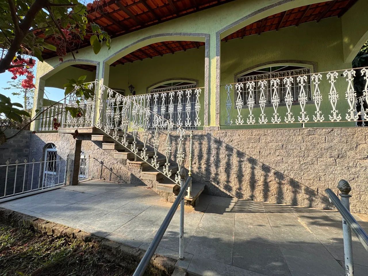 Ótima casa em Venda das pedras
