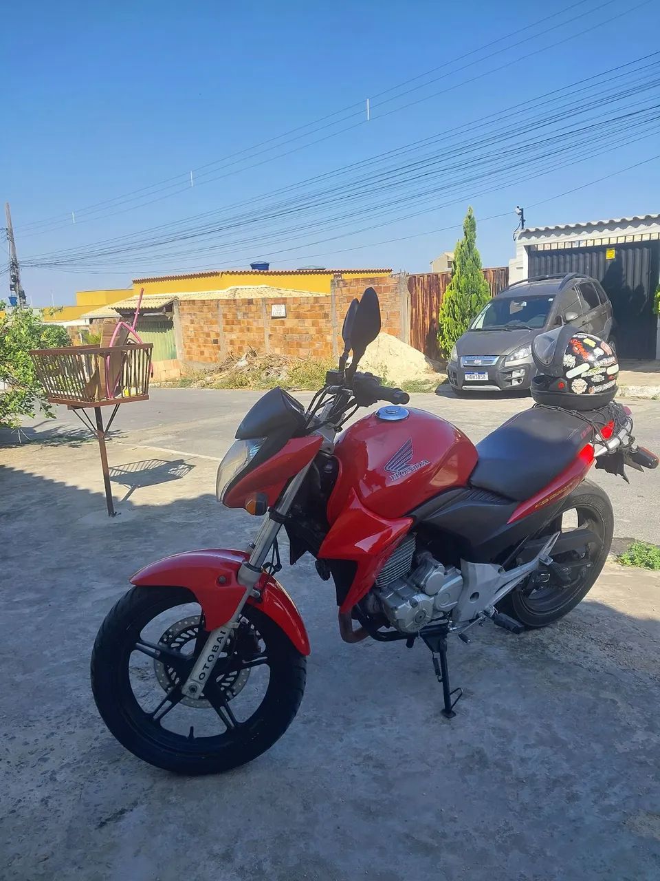 Moto bem conservada 