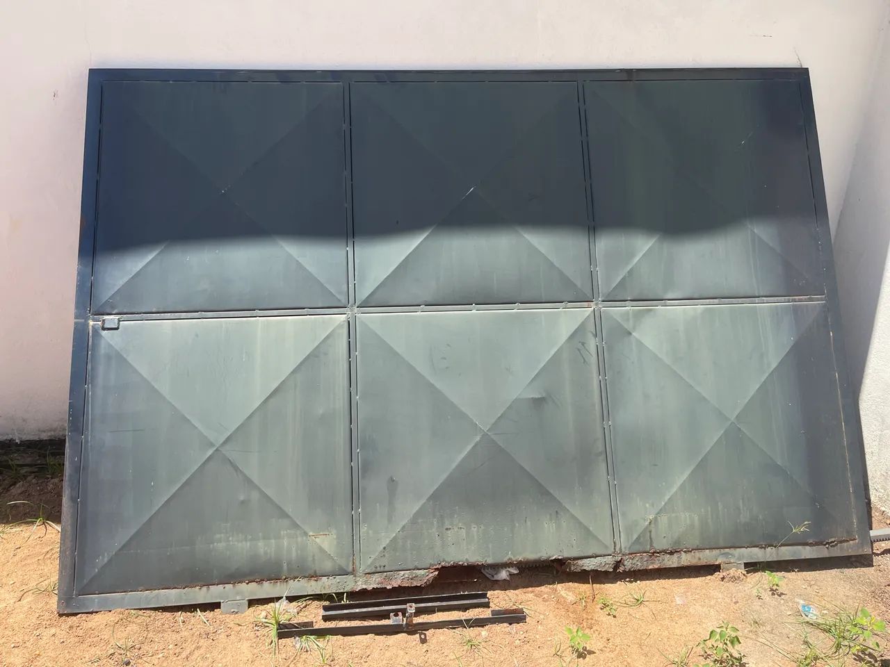 Vende-se portão de ferro usado 