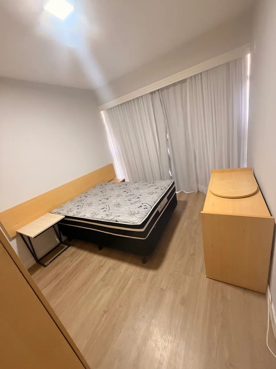 Kitnet semimobiliada no Sudoeste - 29m² - Ao lado do Parque Bosque - Foto 2