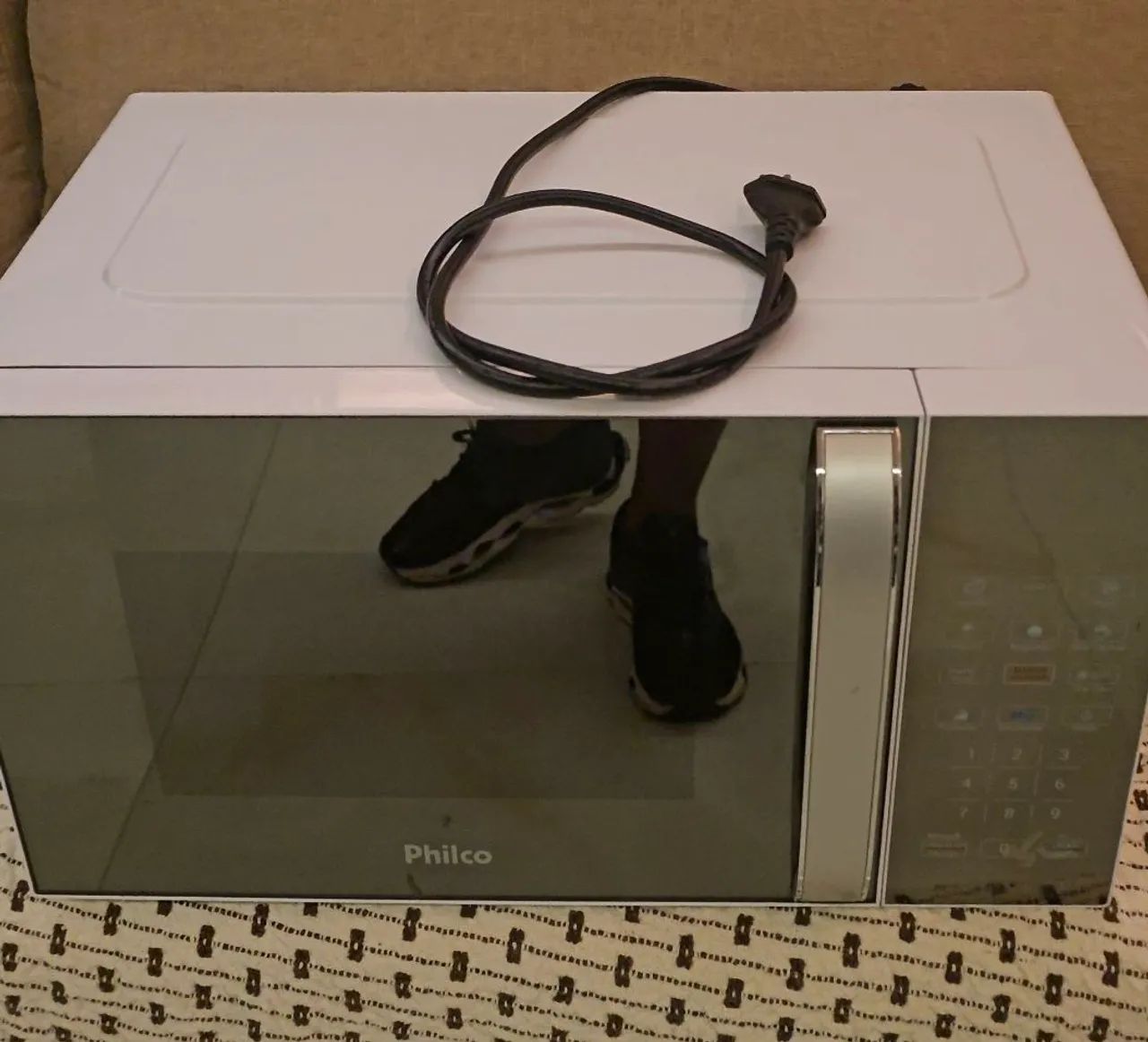 Micro Ondas Philco 20L
