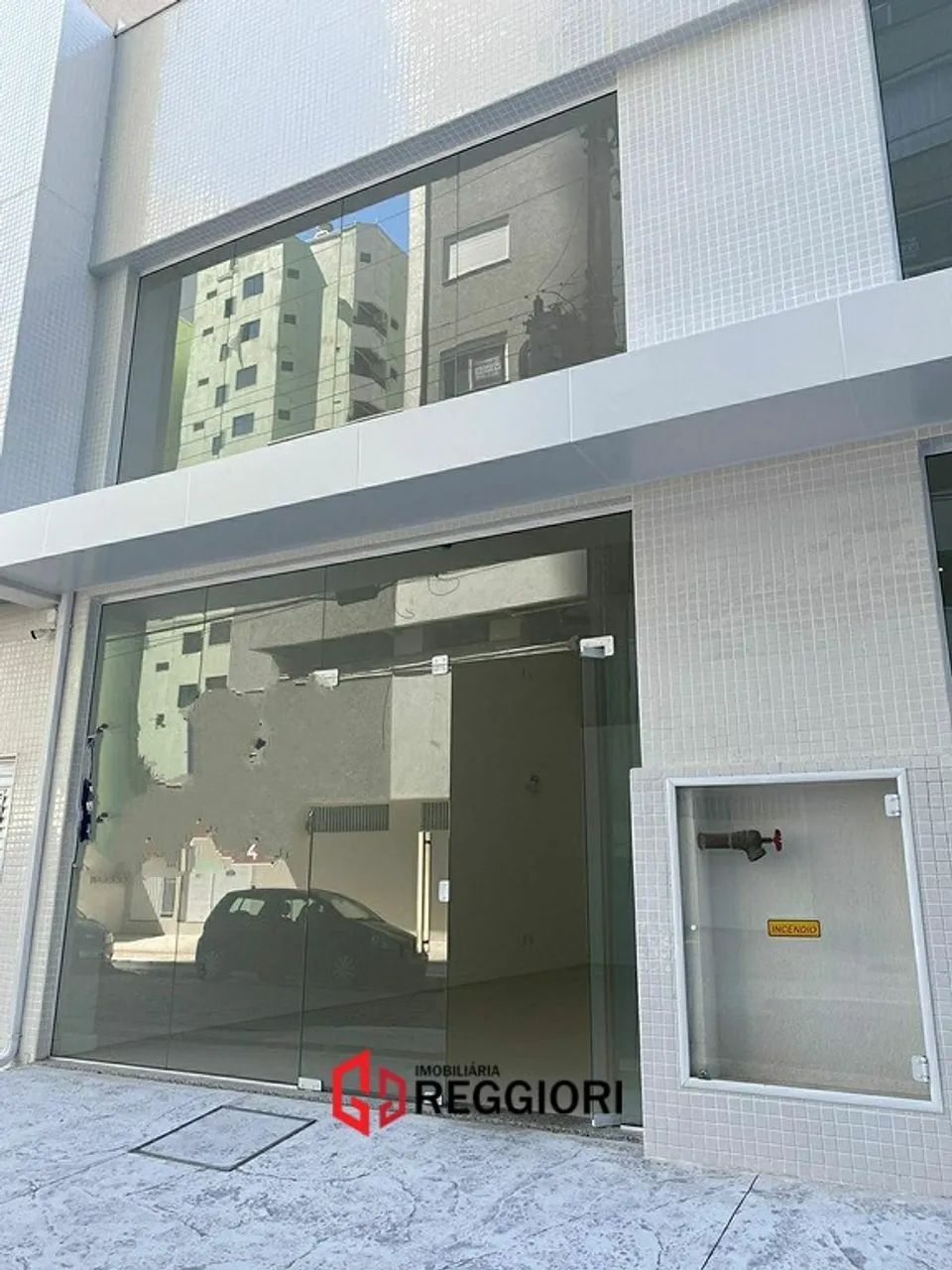 SALA COMERCIAL 1 BANHEIRO CENTRO BC