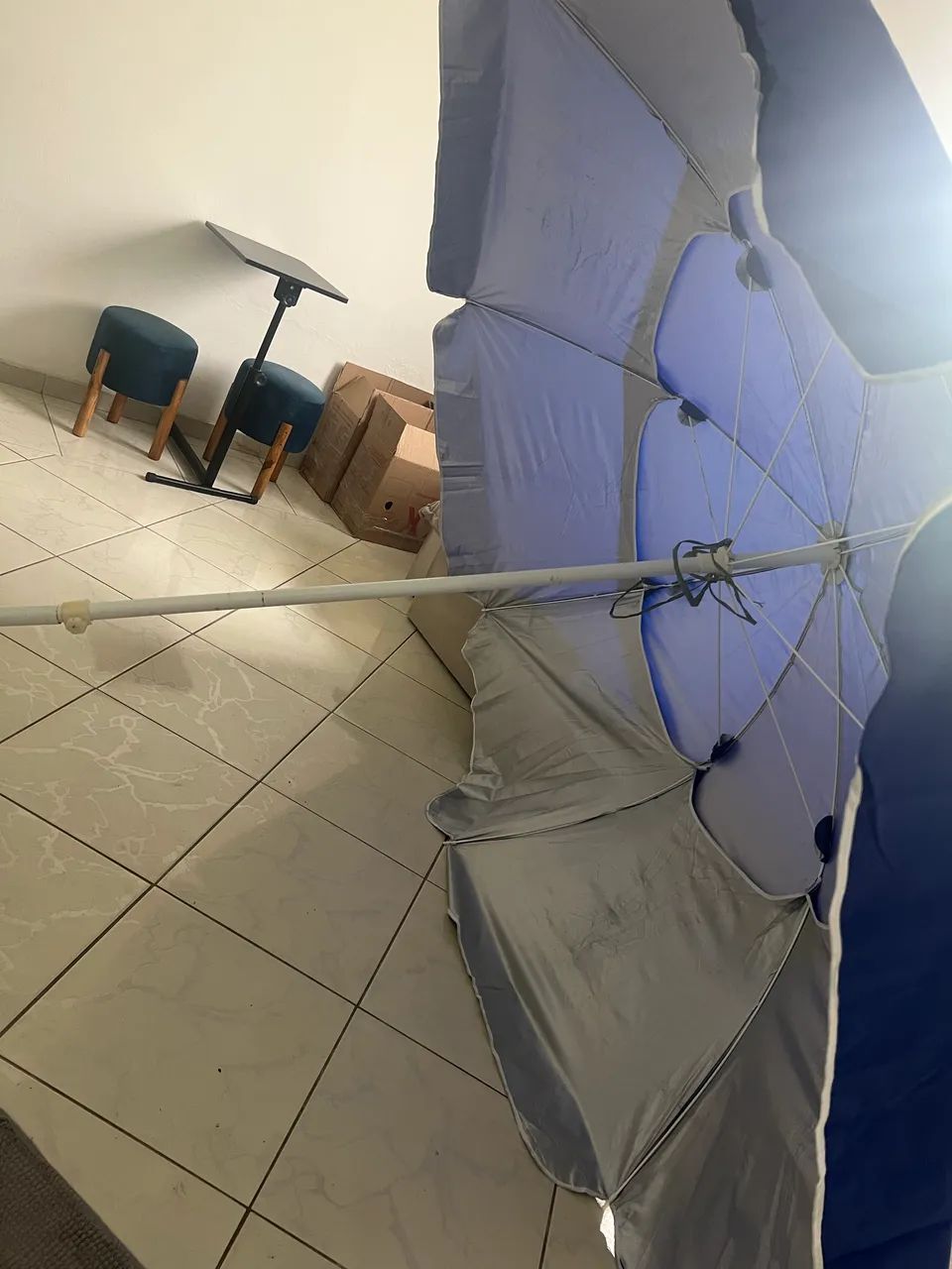 OMBRELONE GRANDE 2,70M | MODELO ROBUSTO E DIFERENCIADO - Foto 2
