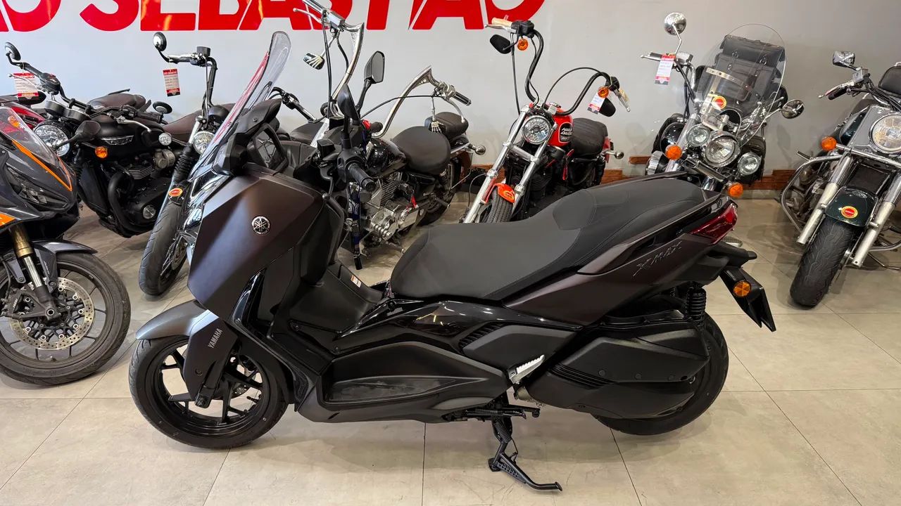 YAMAHA XMAX CONNECTED 300 - Foto 2