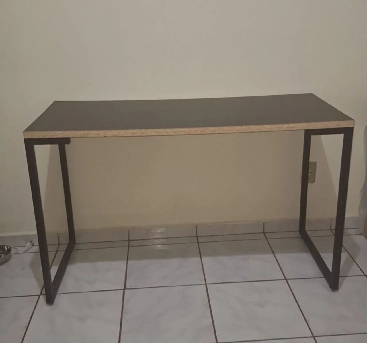  Vendo mesa e cadeira  - Foto 4