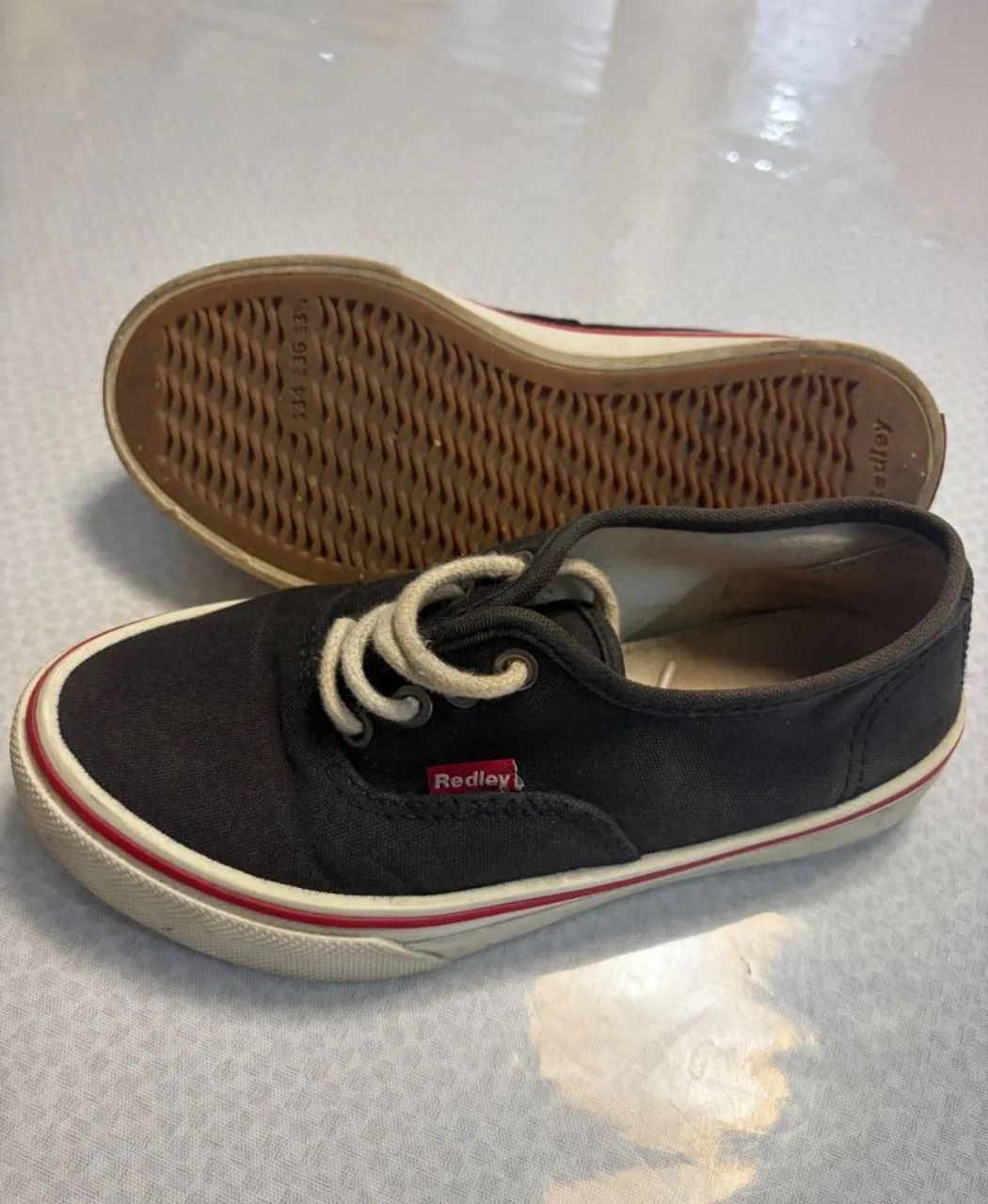 Tênis Redley impecável! Tam: 34. - Foto 2