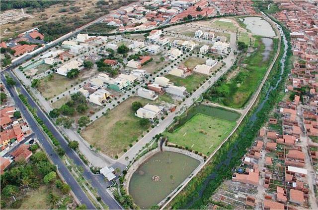 Condomínio em Fortaleza - Duplex 4 Quartos - ótima negociação - Foto 20