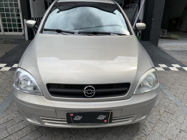 Corsa Sedan - Foto 2