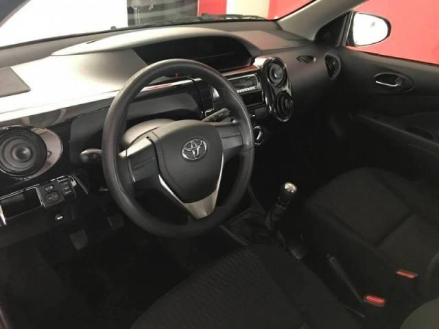 TOYOTA ETIOS 1.5 X SEDAN 16V FLEX 4P MANUAL. - Foto 4