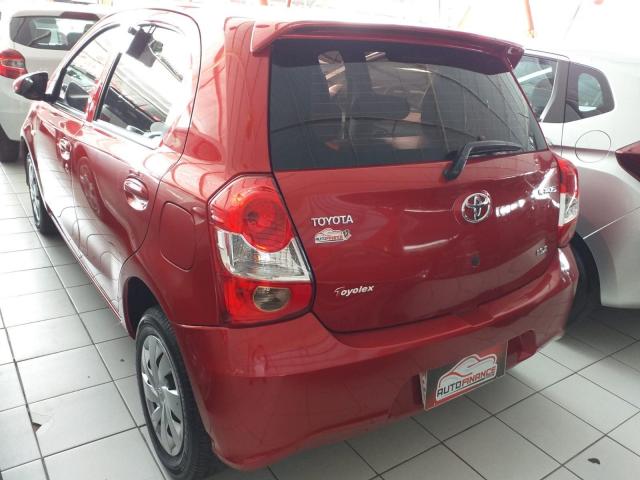 TOYOTA ETIOS 2017/2018 1.3 X 16V FLEX 4P AUTOMÁTICO - Foto 3