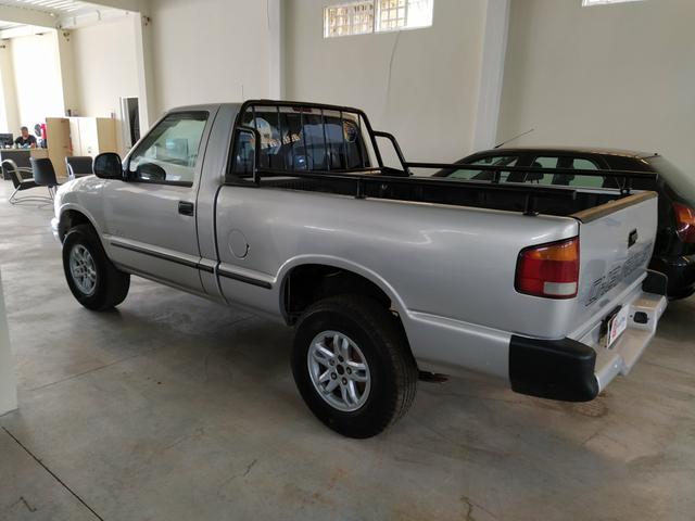 S10 1999 gasolina R$17,900 baixei pra vender - Foto 6