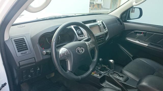 Toyota Hilux 3.0 D 4D SRV - Foto 10