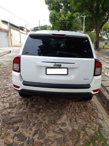 Jeep Compass Sport 2.0 + Banco de Couro/Central multimídia - Foto 4