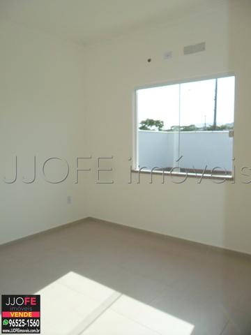 Lindíssima casa com 3 quartos sendo uma suíte próxima à Estrada dos Cajueiros, Itaipuaçu! - Foto 17