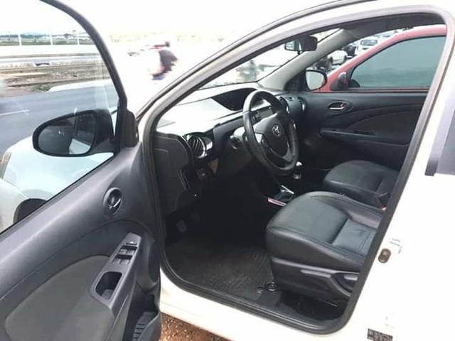 Toyota etios - Foto 6