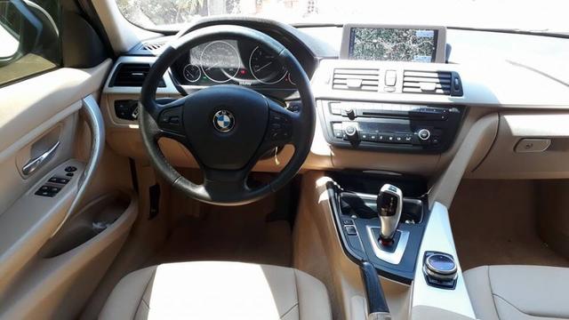Bmw 320i Mperformance - Foto 8
