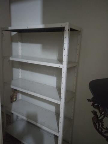 Estante de Aço