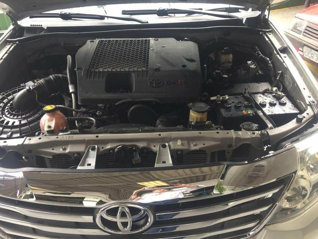 Toyota Hilux. CD 4X4 Sw4 2014 - Foto 7