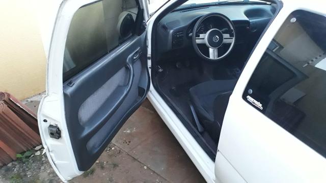 Vendo ou troco por carro mais novo - Foto 3