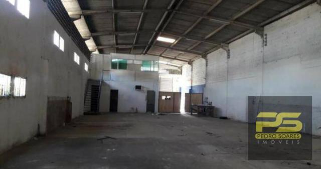Galpão para alugar na Av. Liberdade, 500 m² por R$ 2.900/mês - Bayeux - Possui escritório,
