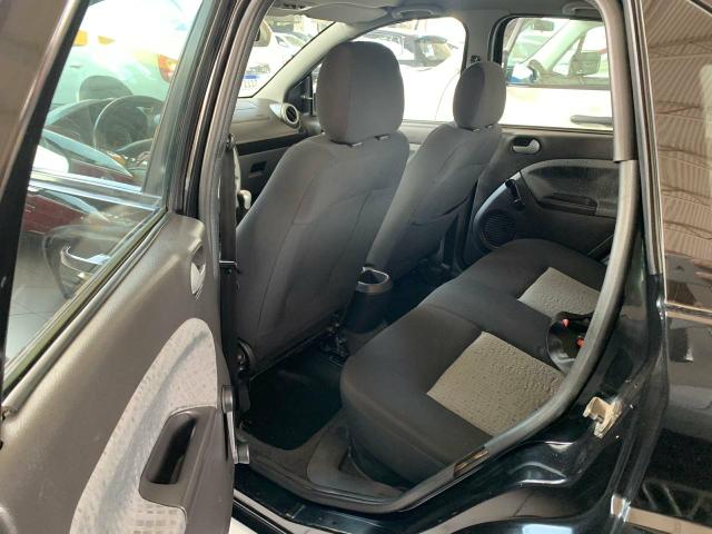 Ford fiesta 1.6 sedan carro muito Extra quatro pneus novos - Foto 4