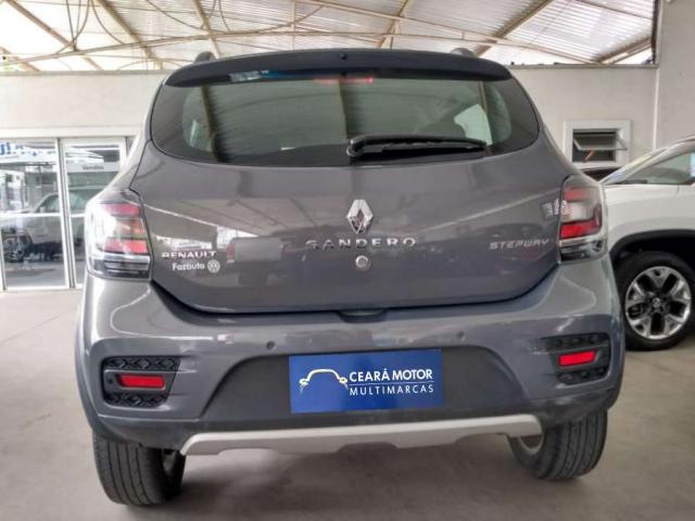 RENAULT SANDERO STEPWAY FLEX 1.6 16V 5P 2018 - 728192340  OLX