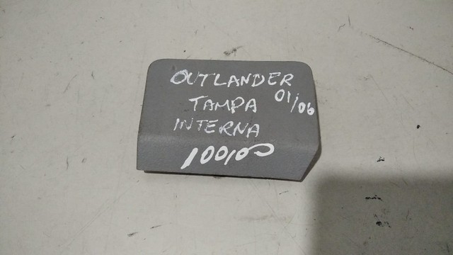 Tampa Interna Mitsubishi Outlander 2001 / 2006