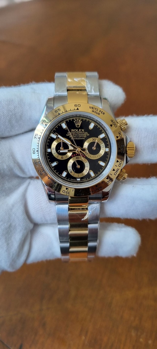 Relógio De Luxo Masculino Relógio De 41 Mm, Mostrador De Acabamento Em Ouro  18k, Movimento Automático Com Detalhes Em Diamantes Simulados, Ideal Com Um  Relógio Masculino E Caixa De Jóias De $573,37 | DHgate, image size:640x1422