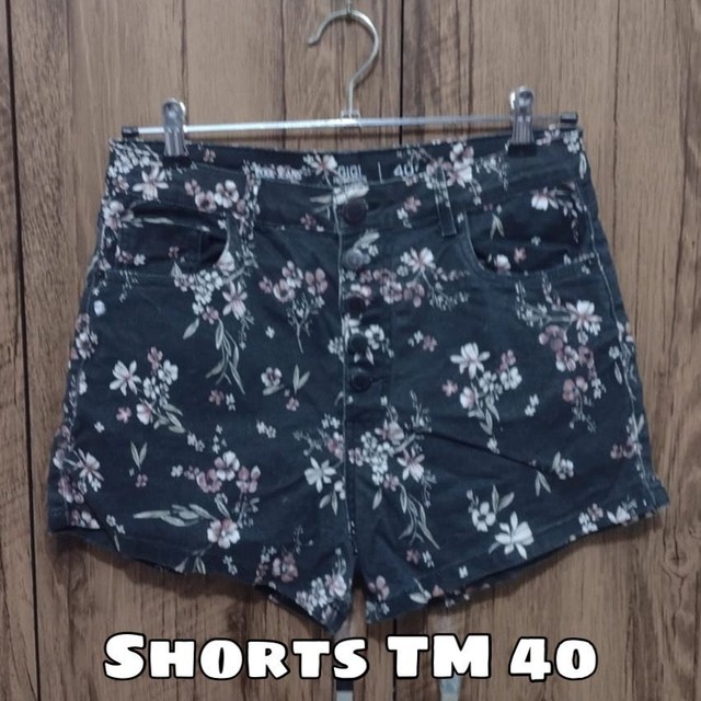 Shorts florido 