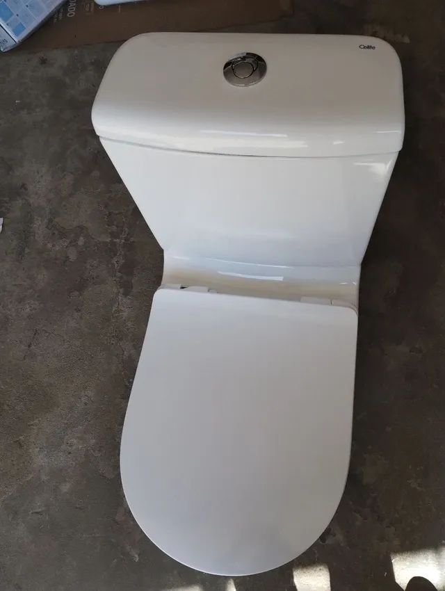 Kit vaso sanitário e cx acoplada e assento slim celite  - Foto 4