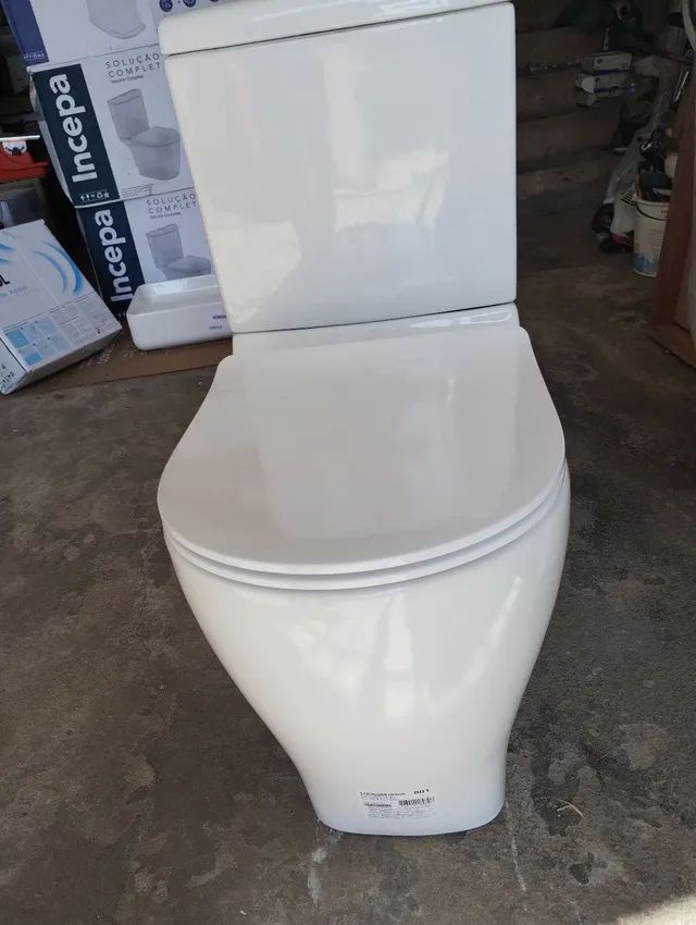 Kit vaso sanitário e cx acoplada e assento slim celite 