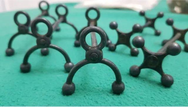 Descanso De Talheres Em Prata(?). 5 Pçs. Antiguidade De Família - Foto 3