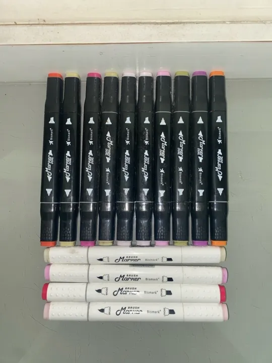 Kit marcadores permanentes artísticos bismak 14 cores