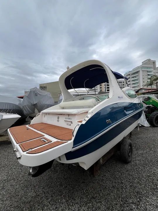 Vendo lancha real 26 class motor mag 350 - Foto 2