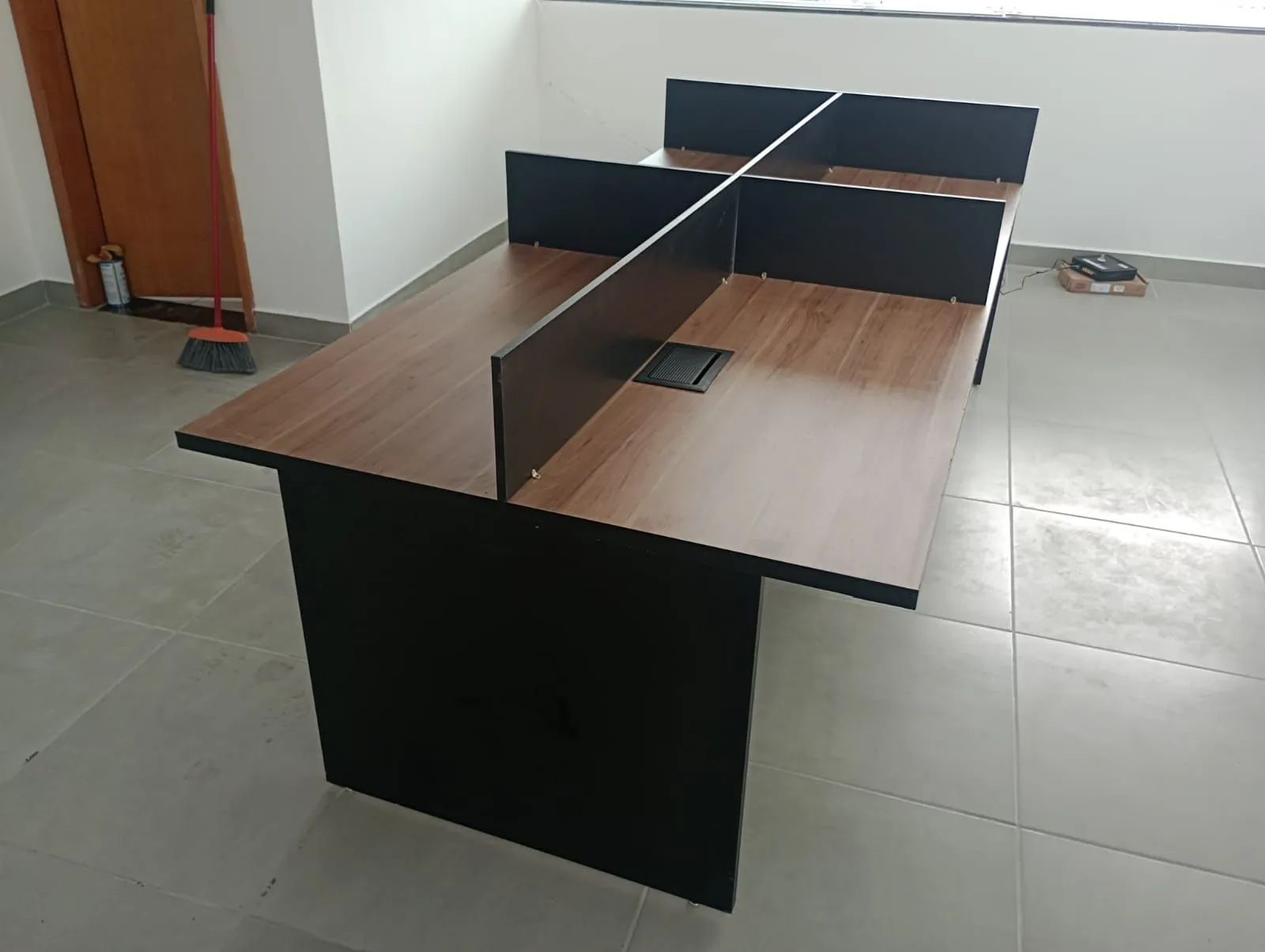 Estação de trabalho 4 posições+mesa lider - Foto 4