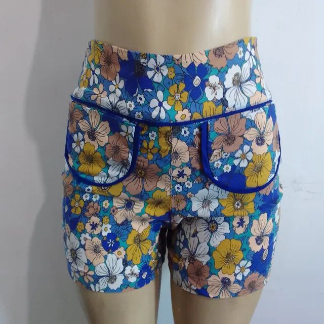 Short estampado com elastano tam G