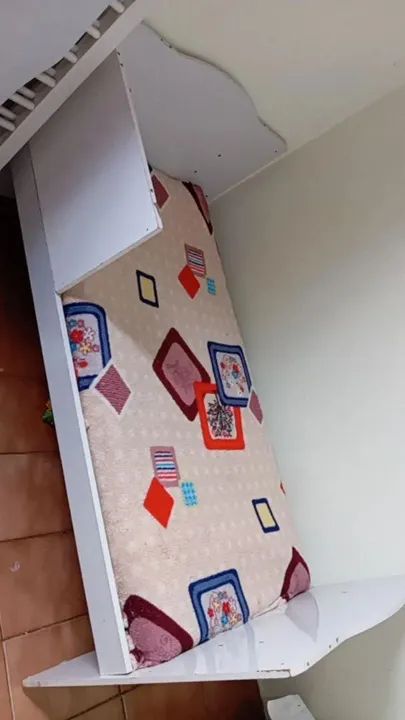 VENDO ESSA MINI CAMA WUW VIRA BERÇO JA VAI COM COLCHÃO 